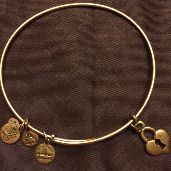 Alex and Ani Key to my heart gold bangle bracelet - Picture 3 of 3